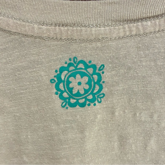 Natural Life “Live Hippie” Oatmeal T-Shirt - Picture 5 of 5